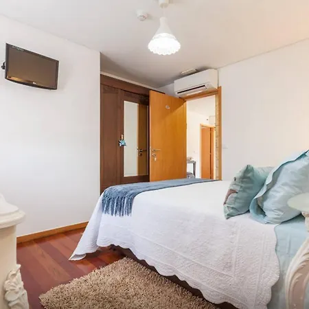 Luxurious House In Braga With Pool Holiday home Barreiros (Amares)