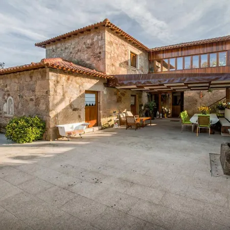 Luxurious House In Braga With Pool * Barreiros (Amares)