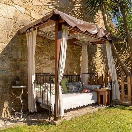 Luxurious House In Braga With Pool Prázdninový dům Barreiros (Amares)