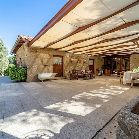 Prázdninový dům Luxurious House In Braga With Pool *