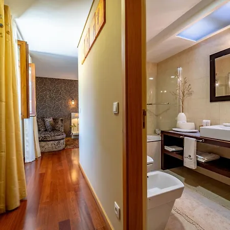 Ferienhaus Luxurious House In Braga With Pool Barreiros (Amares)