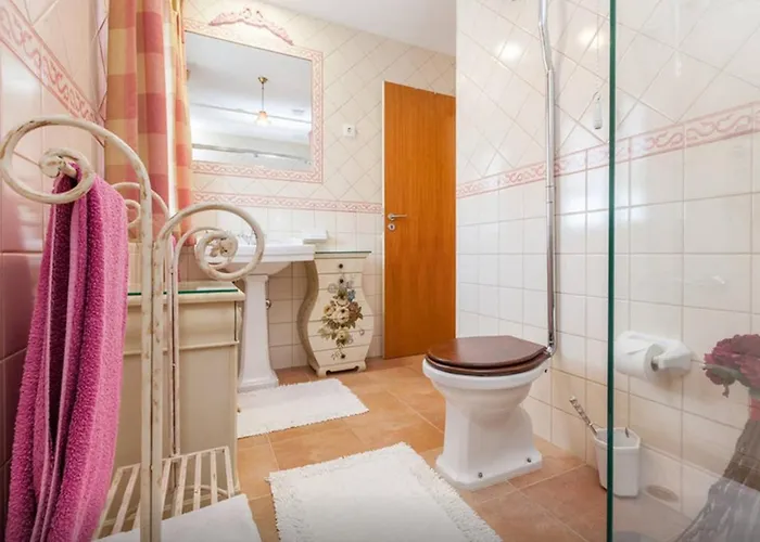 Luxurious House In Braga With Pool * Barreiros (Amares)