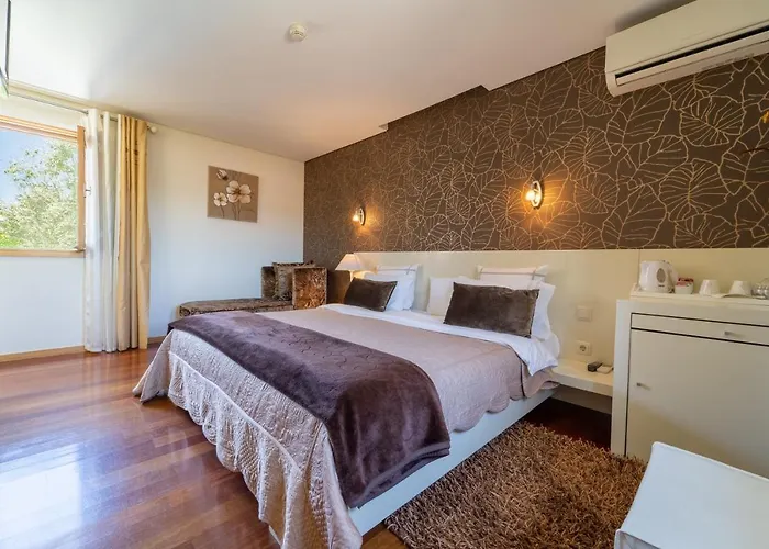 Luxurious House In Braga With Pool Barreiros (Amares)