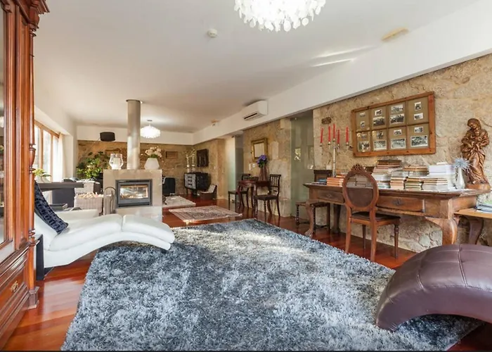 Luxurious House In Braga With Pool * Barreiros (Amares)
